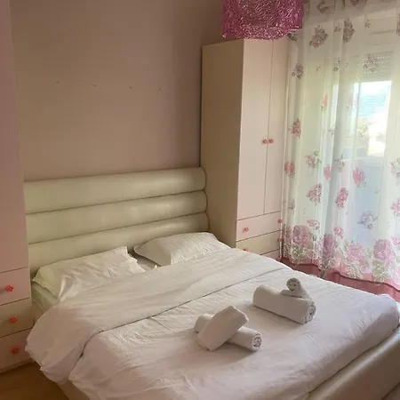 3 Bedroom Apartament