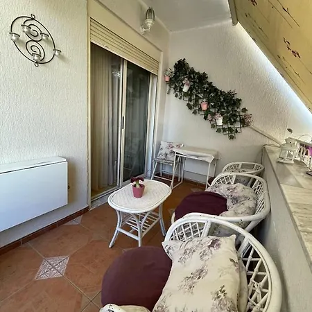 3 Bedroom Apartament *
