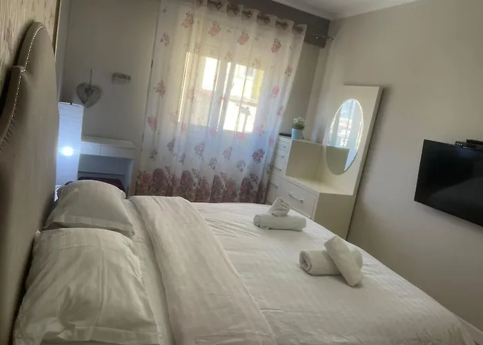 Apartman 3 Bedroom Tirana