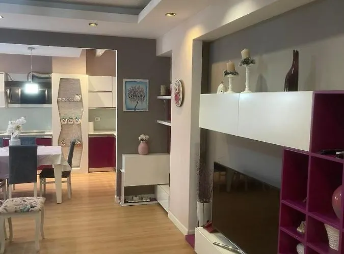 3 Bedroom Apartman *