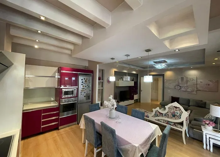 3 Bedroom Apartman