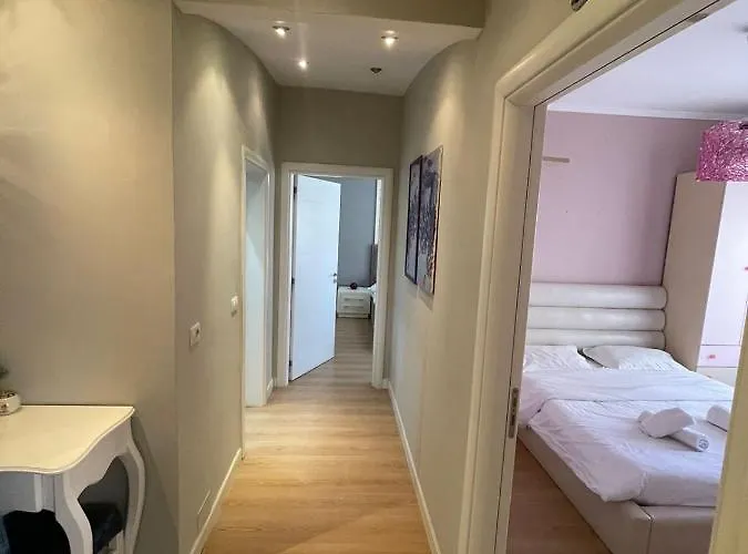 3 Bedroom Apartman *